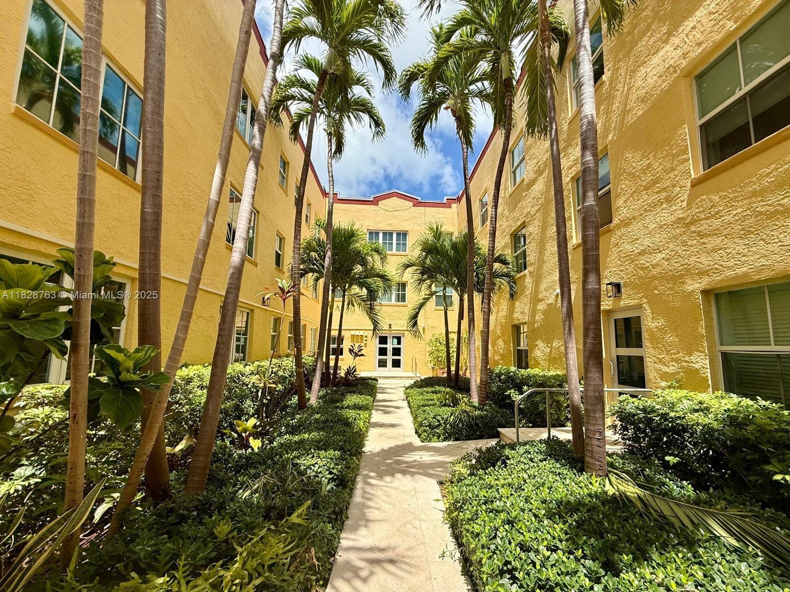 1308 Drexel Avenue 109, Miami Beach, FL 33139 photo 2