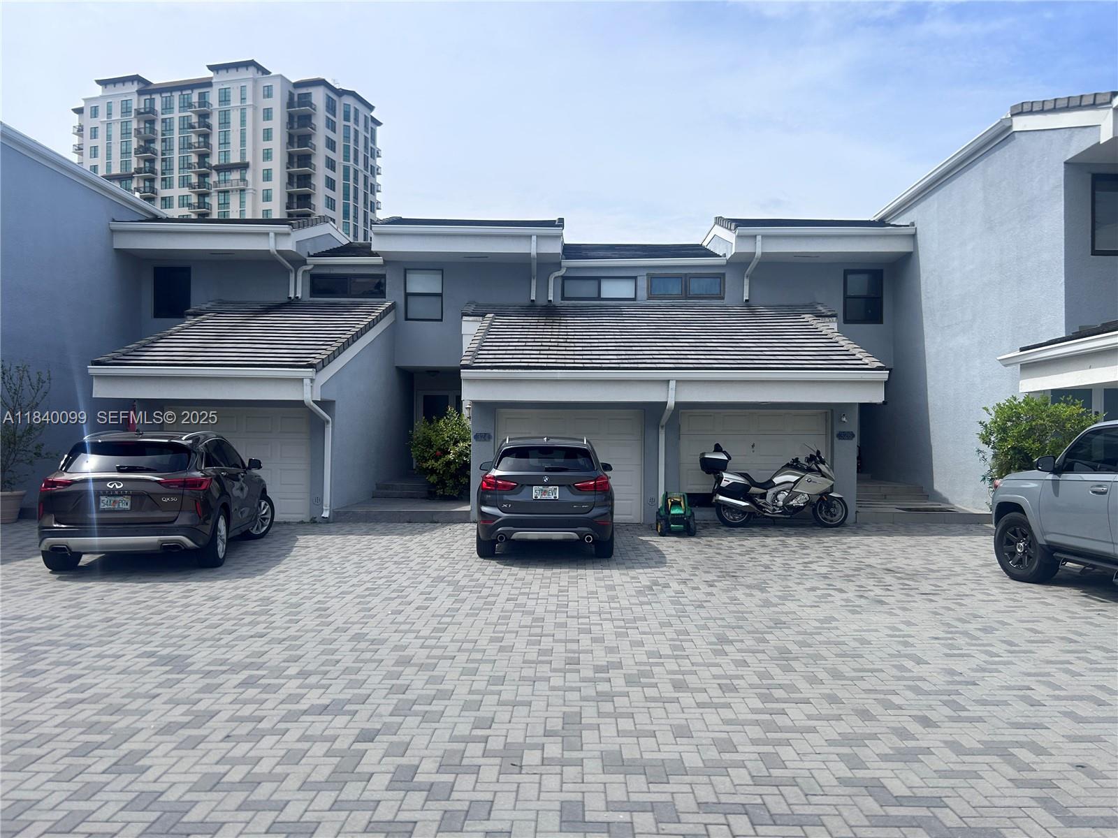 324 Poinciana Drive 906, Sunny Isles Beach, FL 33160, Sunny Isles Beach