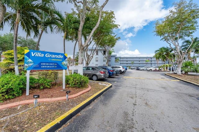 13870 SW 62nd Street 204, sold in Villa Grande Condo, Miami, FL