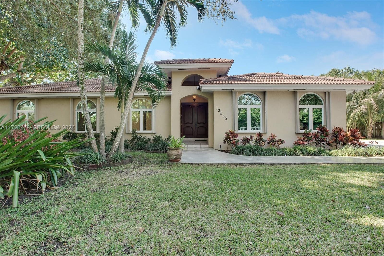 13550 SW 82nd Avenue, Pinecrest, FL 33156