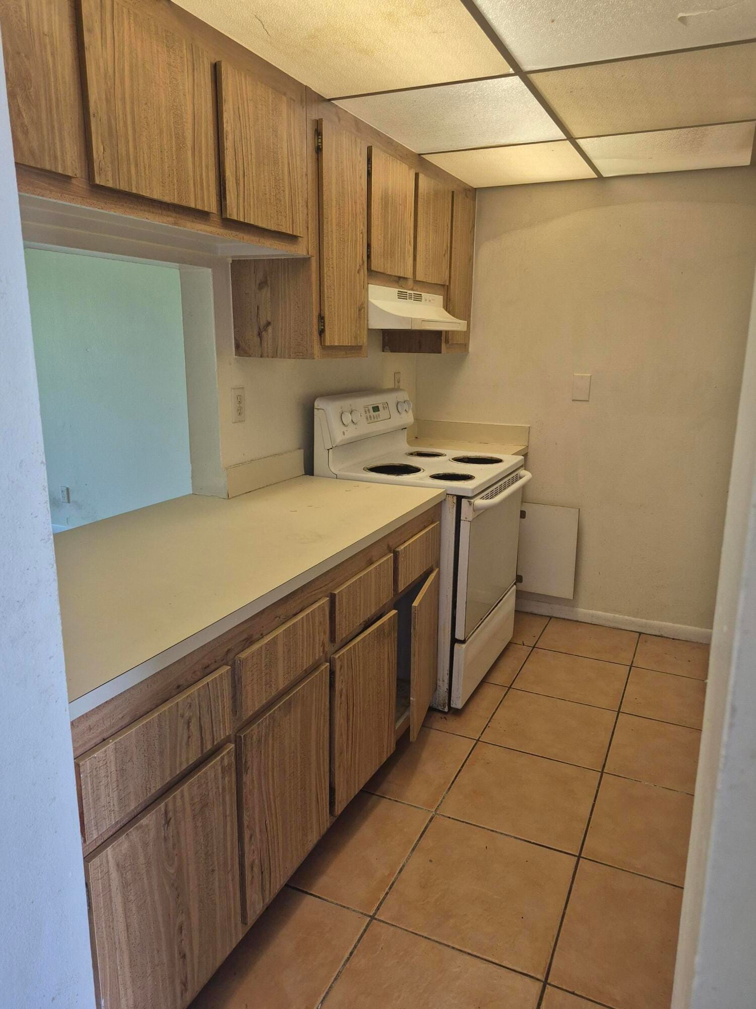 2050 N Congress Avenue 407 — photo 2