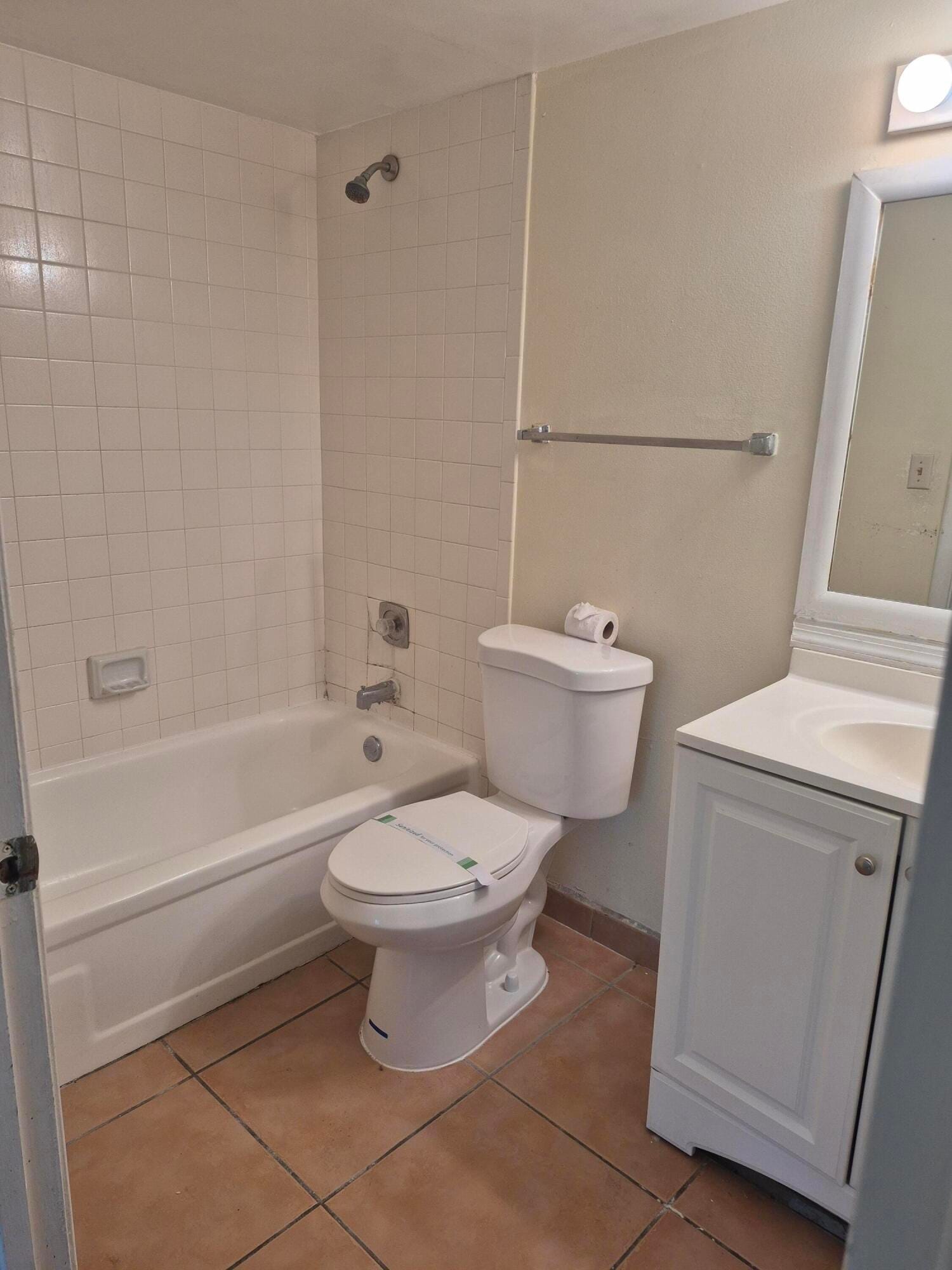2050 N Congress Avenue 407 — photo 8