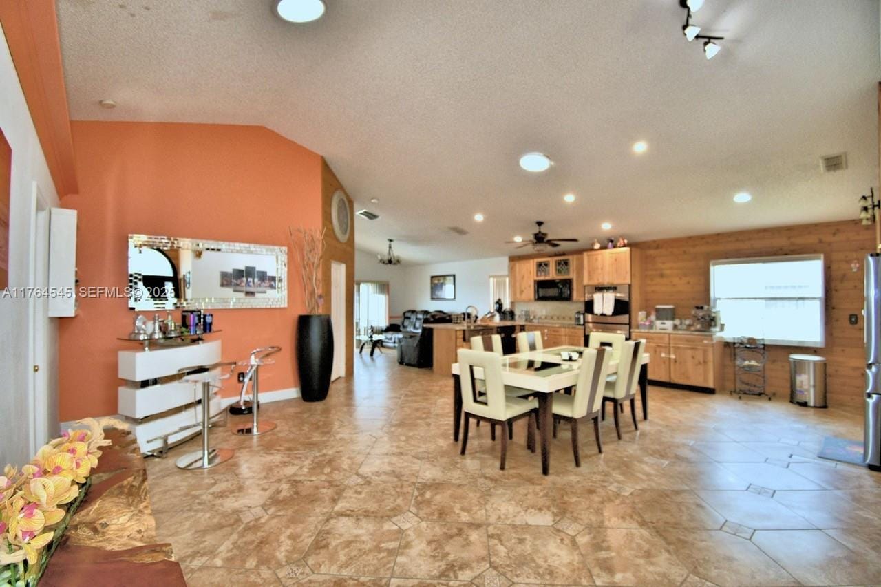 260 Cheshire Way — photo 8
