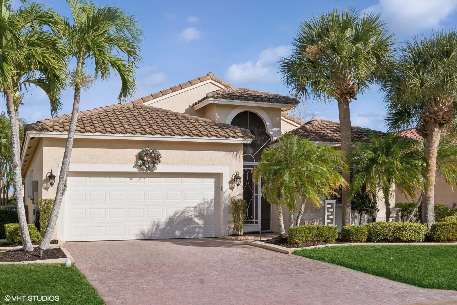 389 NW Springview Loop, Port St. Lucie, FL 34986