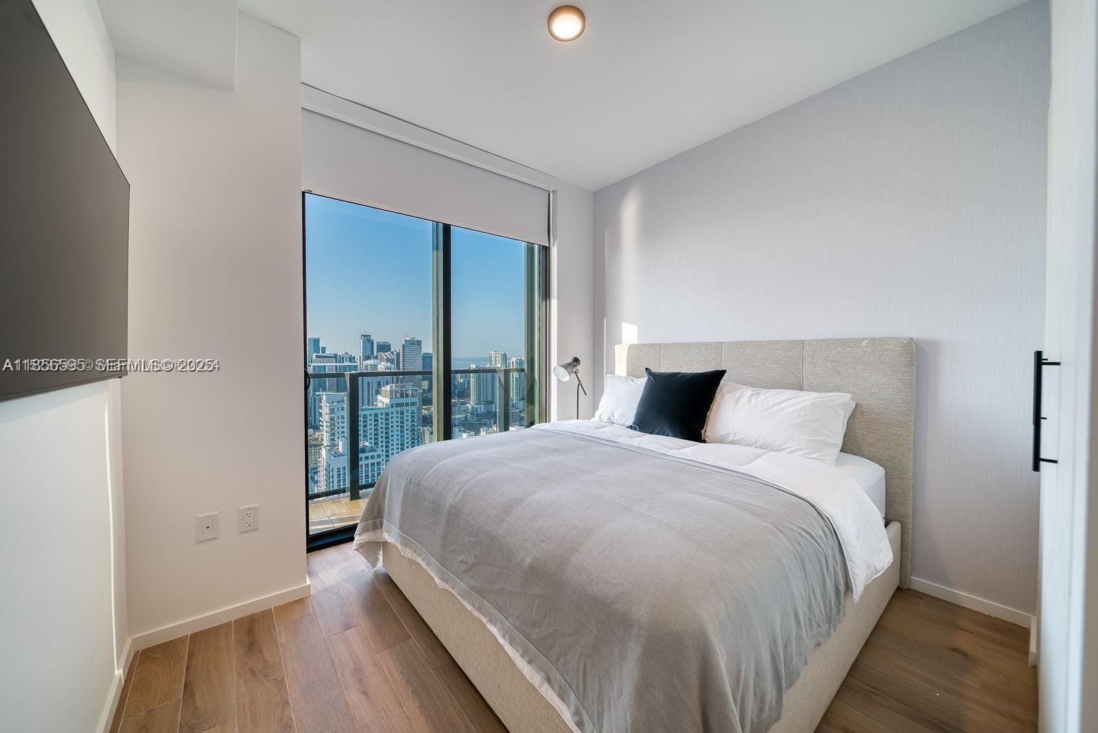 398 NE 5th Street 4415, Miami, FL 33132 photo 7