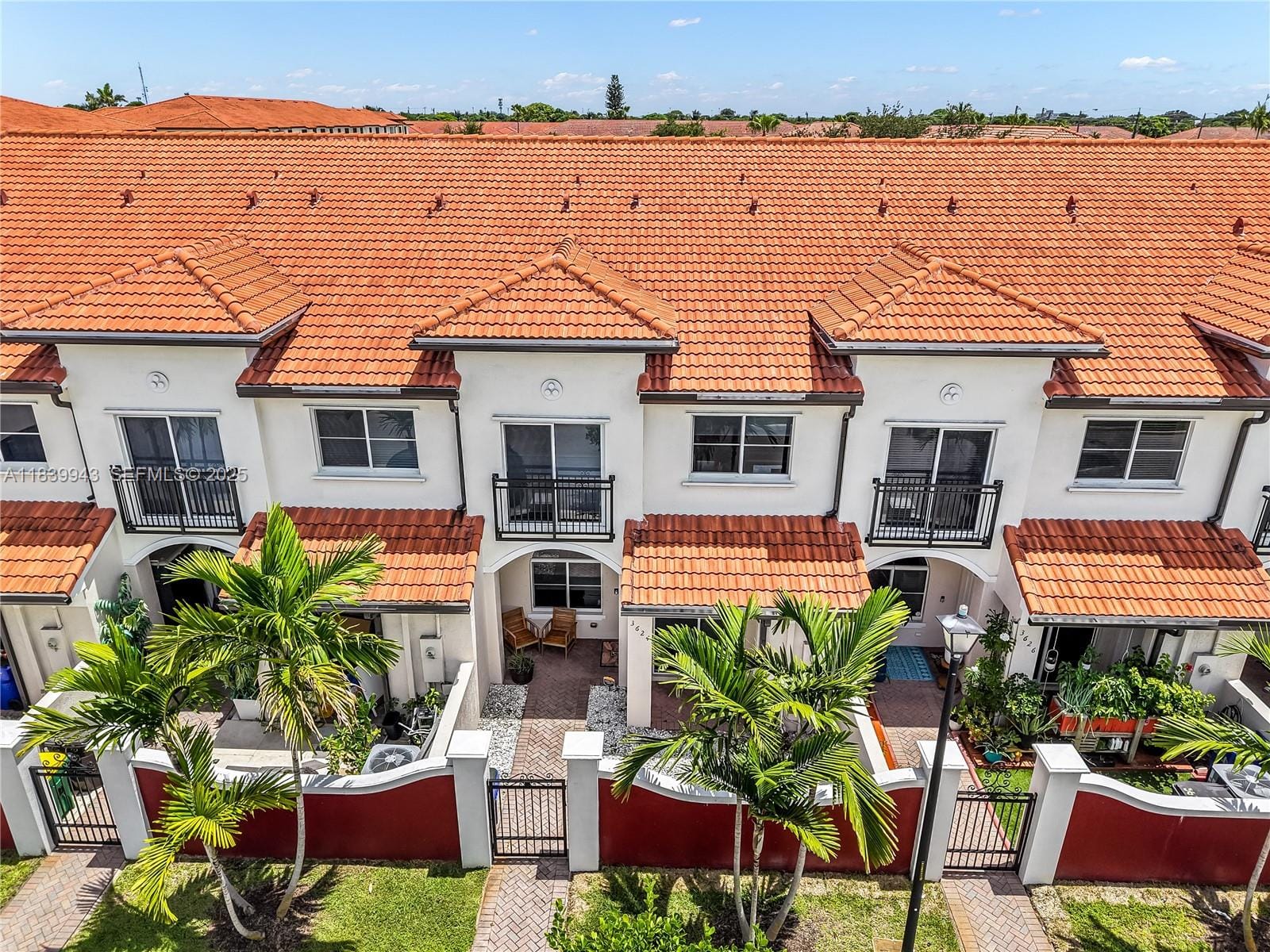 3624 NW 30th Place, Lauderdale Lakes, FL 33311