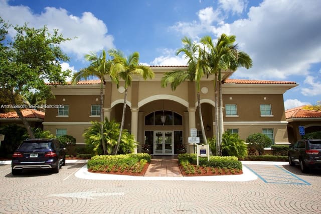 101 SW 117th Avenue 7207, Pembroke Pines, FL 33025