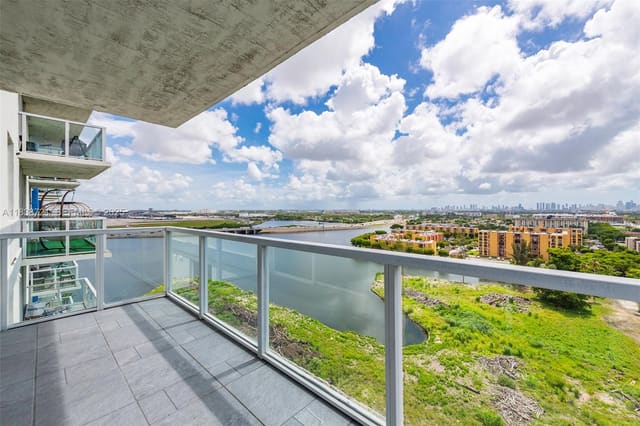 5077 NW 7th Street PH15, Miami, FL 33126