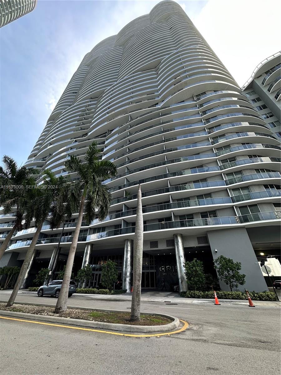 488 NE 18th Street 4902, Miami, FL 33132