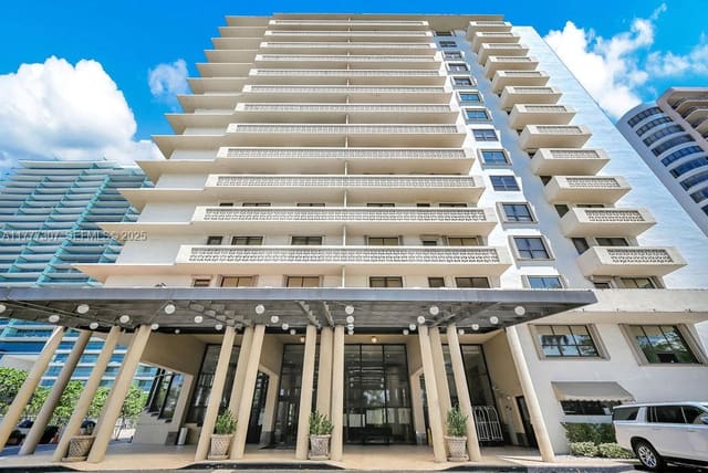 10185 Collins Avenue 1003, Bal Harbour, FL 33154