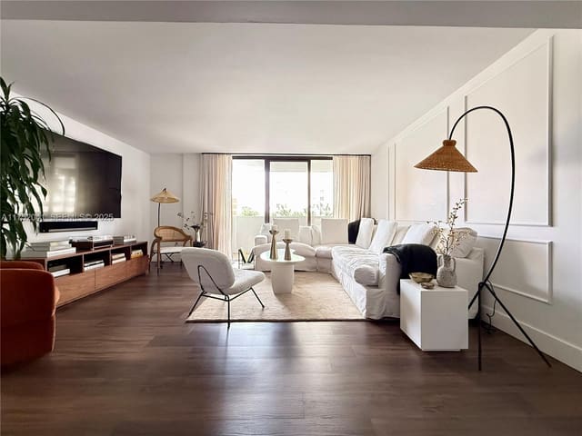 600 Biltmore Way 215, sold in Biltmore Ii Condo, Coral Gables, FL