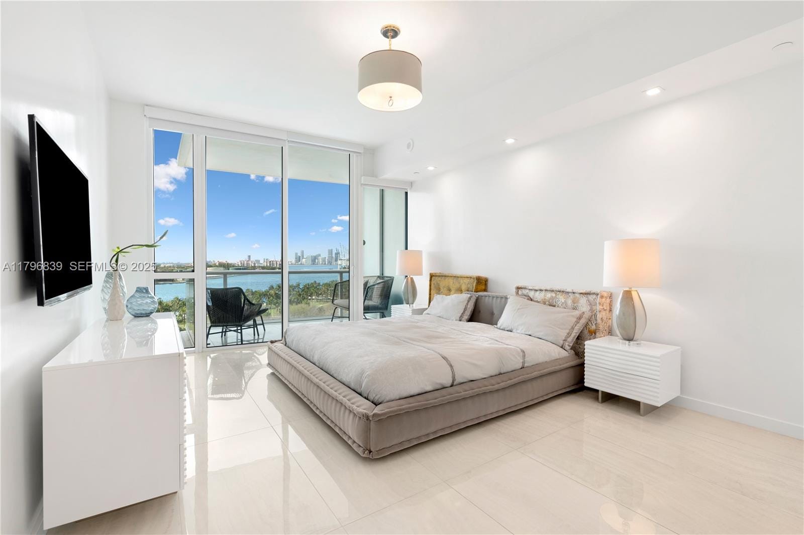 100 S Pointe Drive 903, Miami Beach, FL 33139 photo 11