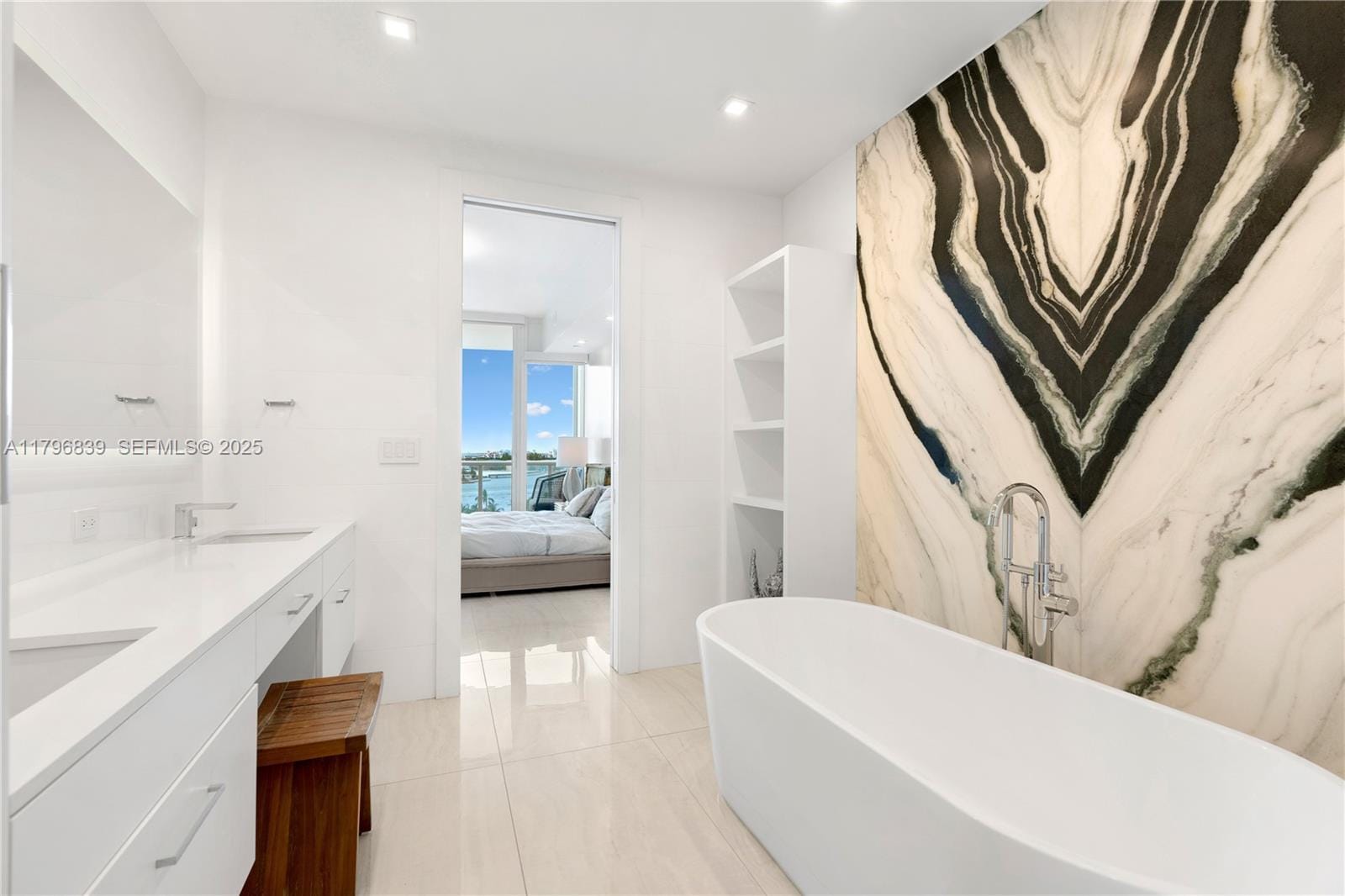 100 S Pointe Drive 903, Miami Beach, FL 33139 photo 15