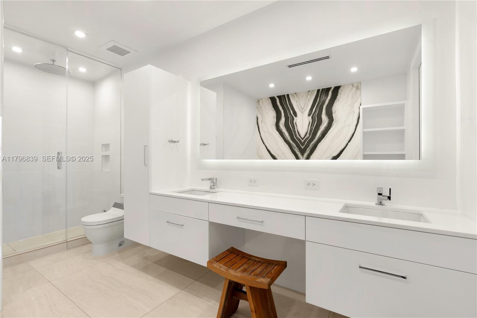 100 S Pointe Drive 903, Miami Beach, FL 33139 photo 17