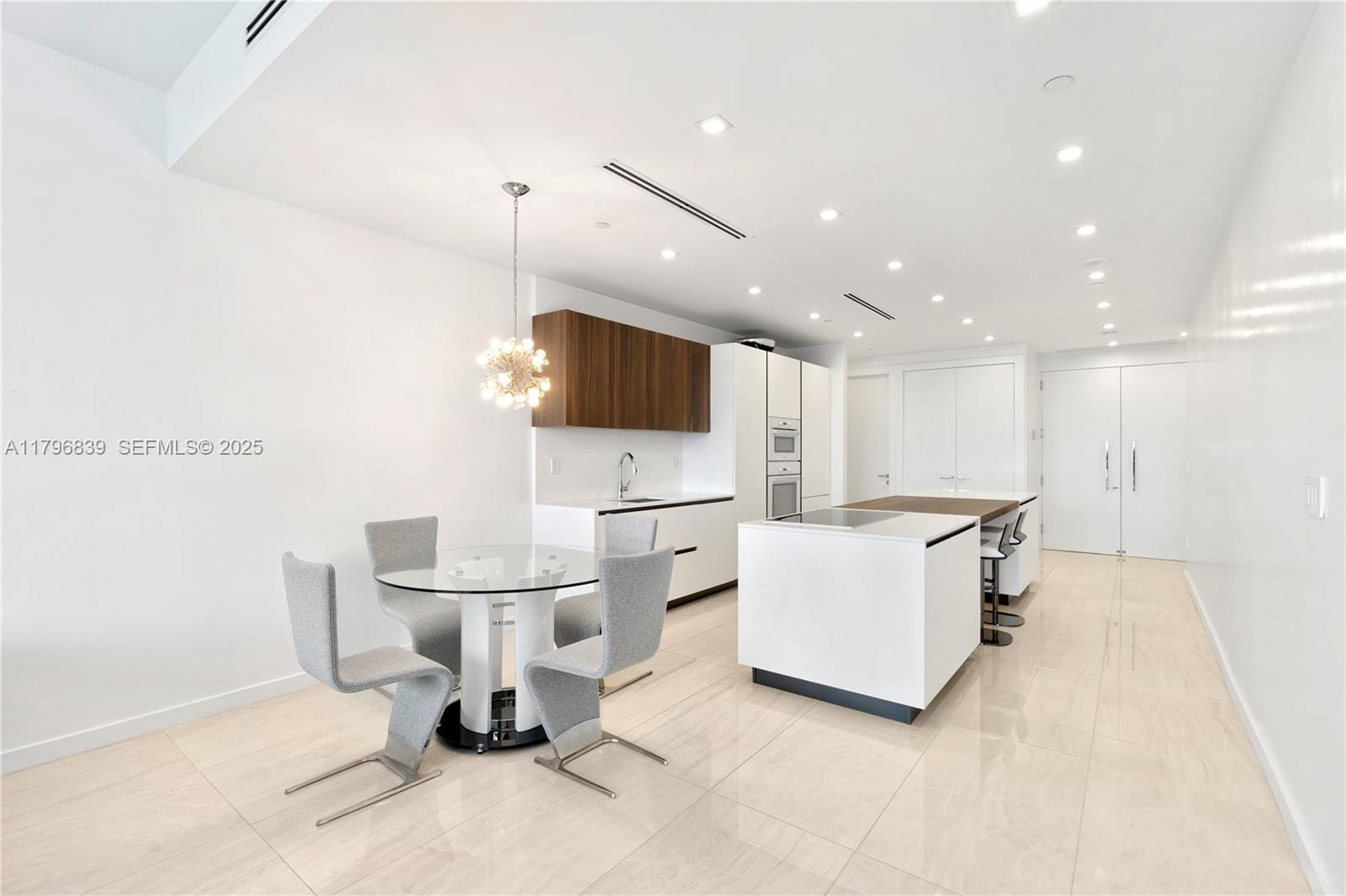100 S Pointe Drive 903, Miami Beach, FL 33139 photo 7