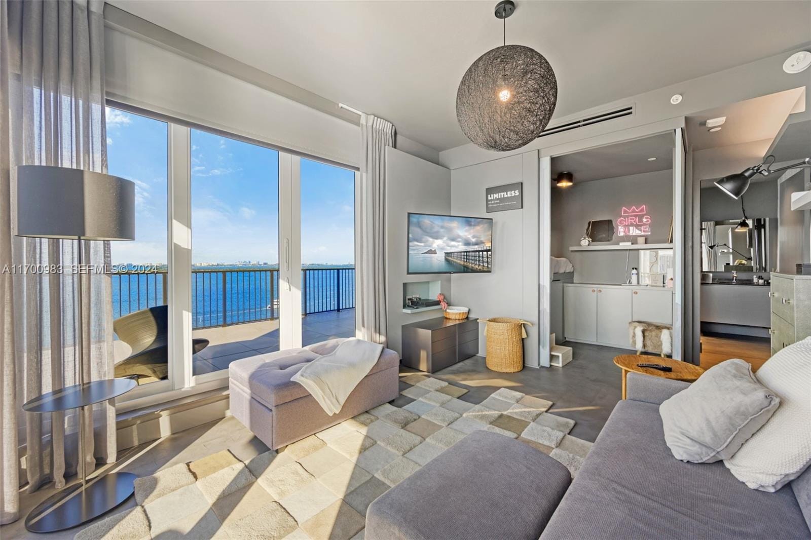 1000 Venetian Way 1408, Miami, FL 33139 photo 11