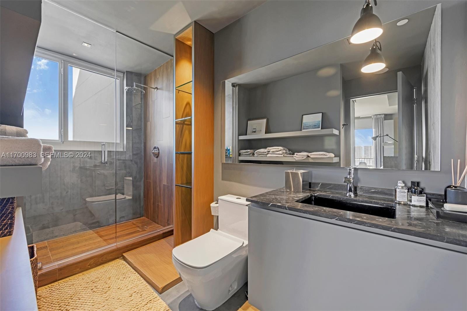 1000 Venetian Way 1408, Miami, FL 33139 photo 13