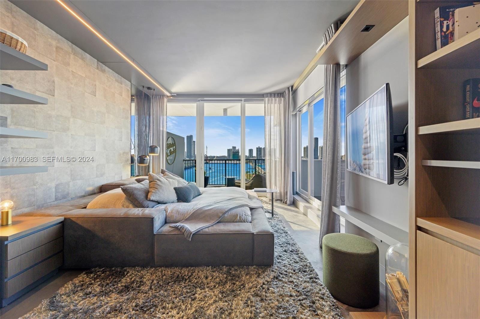 1000 Venetian Way 1408, Miami, FL 33139 photo 15