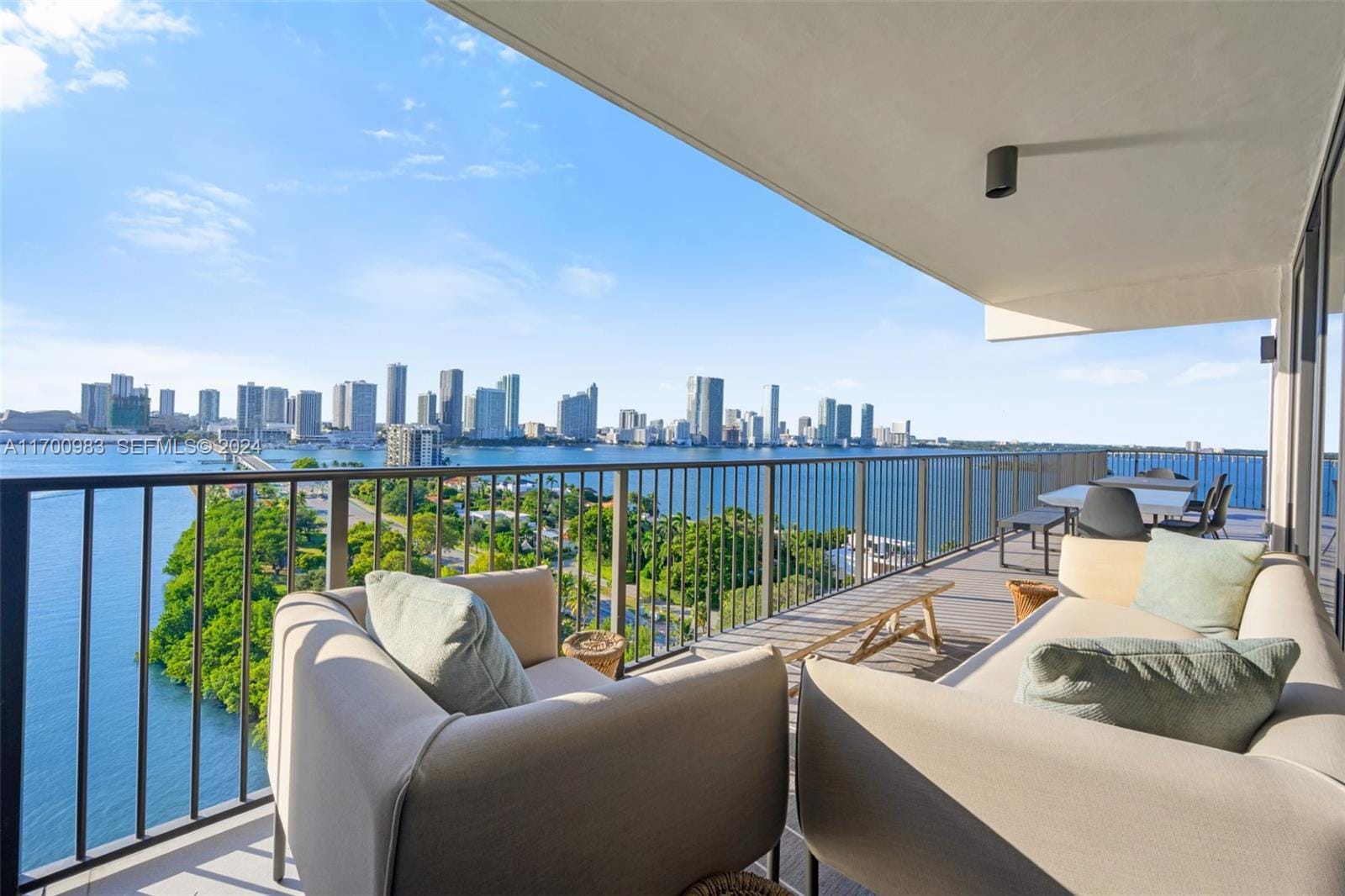 1000 Venetian Way 1408, Miami, FL 33139 photo 22