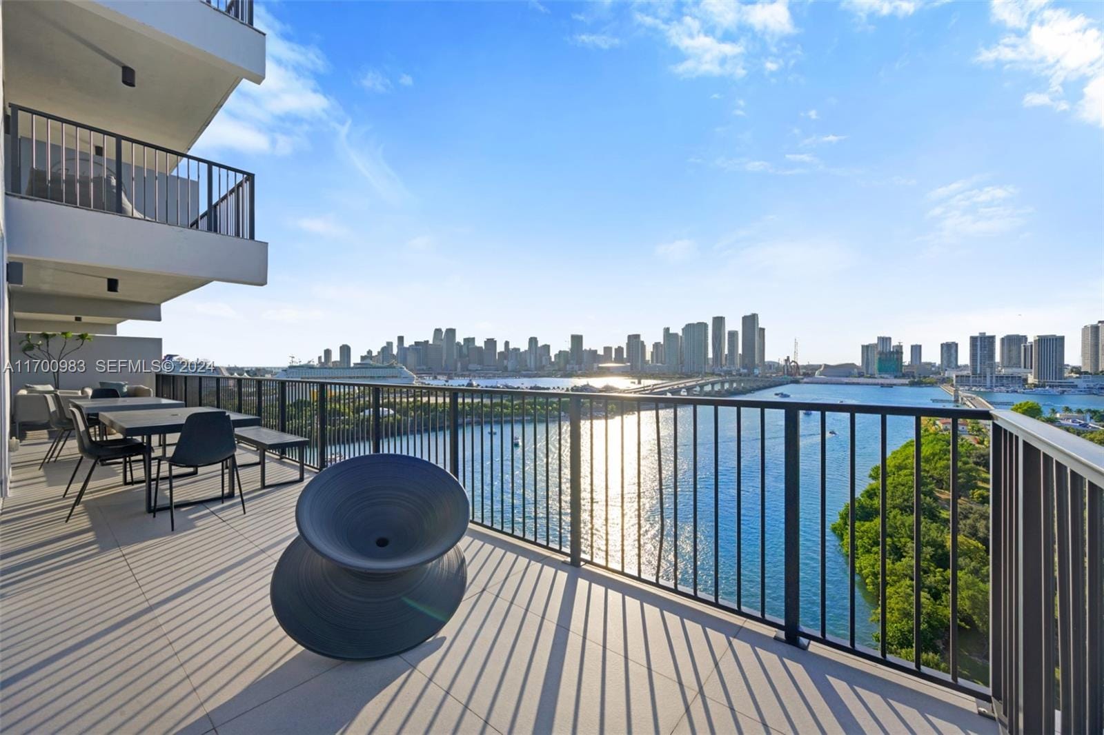 1000 Venetian Way 1408, Miami, FL 33139 photo 24