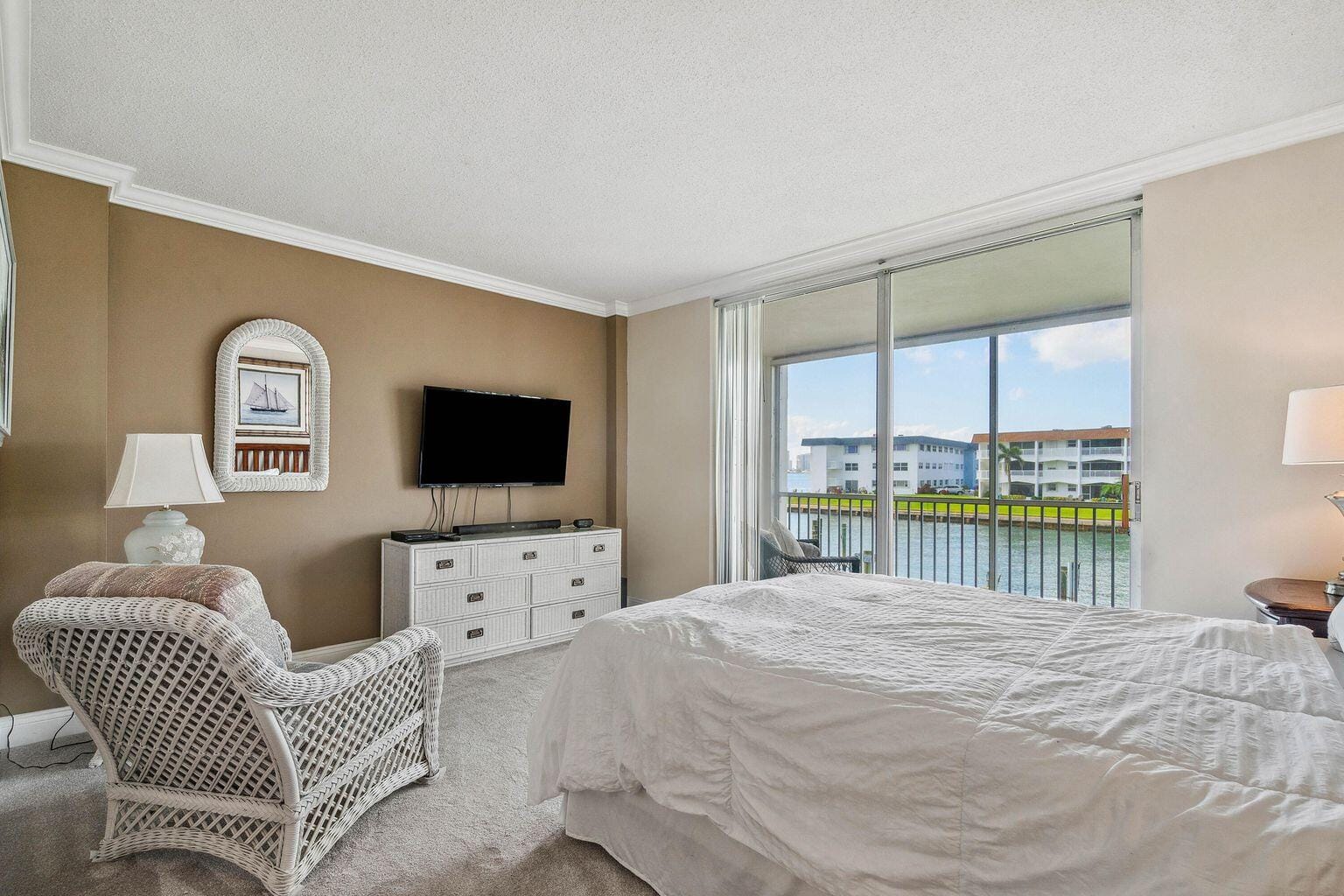 100 Paradise Harbour Boulevard 208 — photo 12