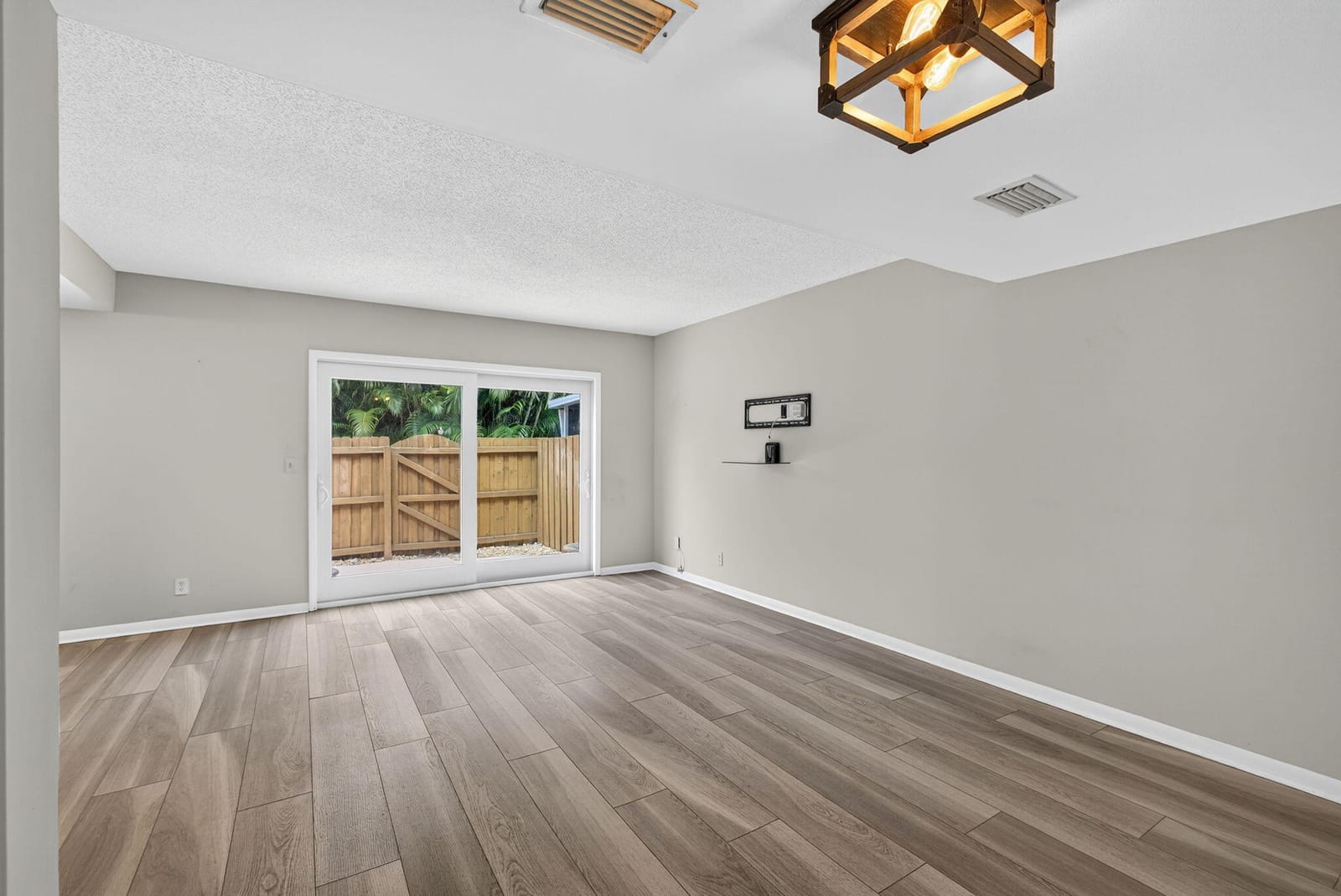 417 N Cypress Drive #11, Tequesta, FL 33469 photo 4