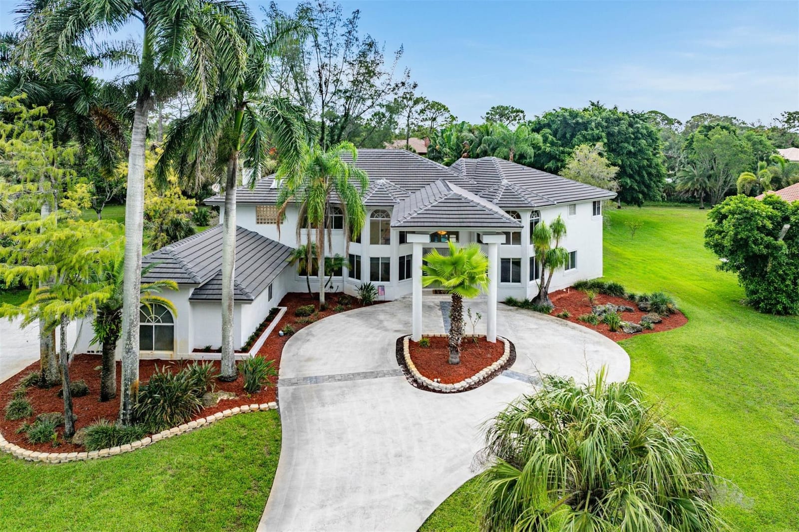 6922 NW 63rd Way, Parkland, FL 33067