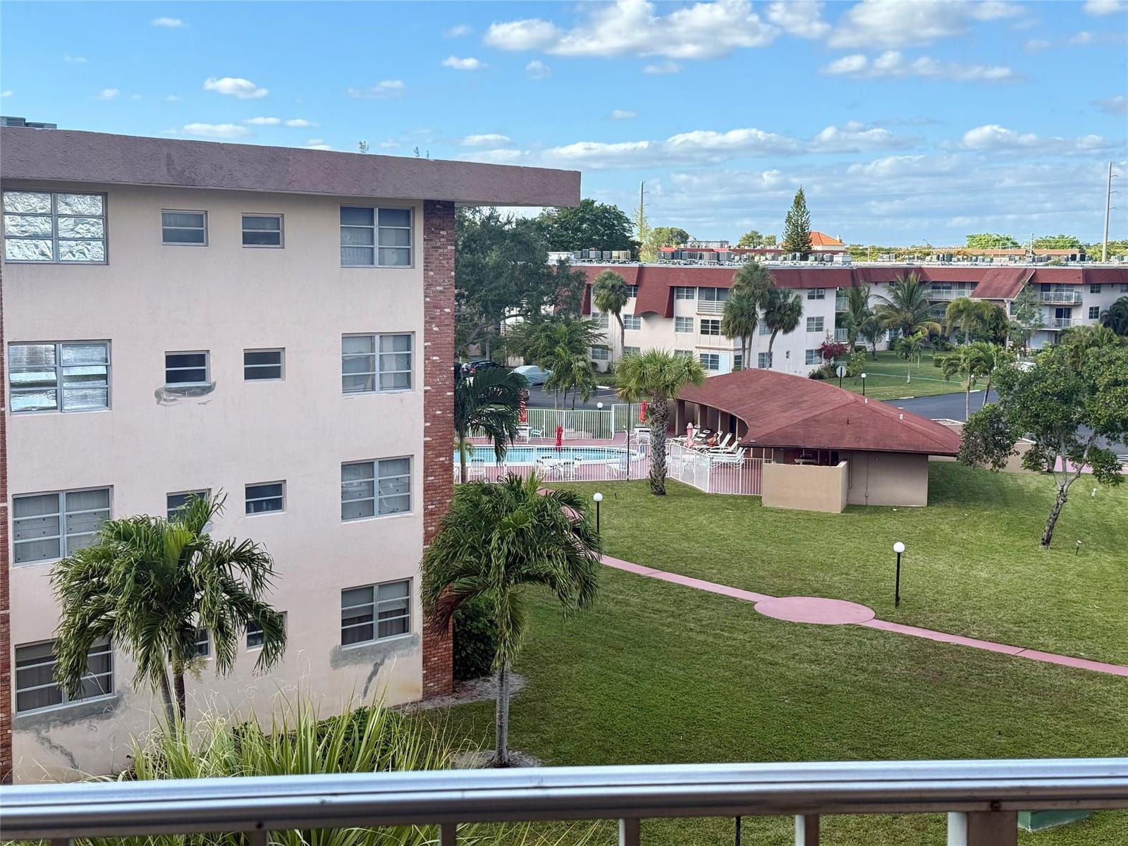 2800 NW 47th Terrace 403b, Lauderdale Lakes, FL 33313 photo 13