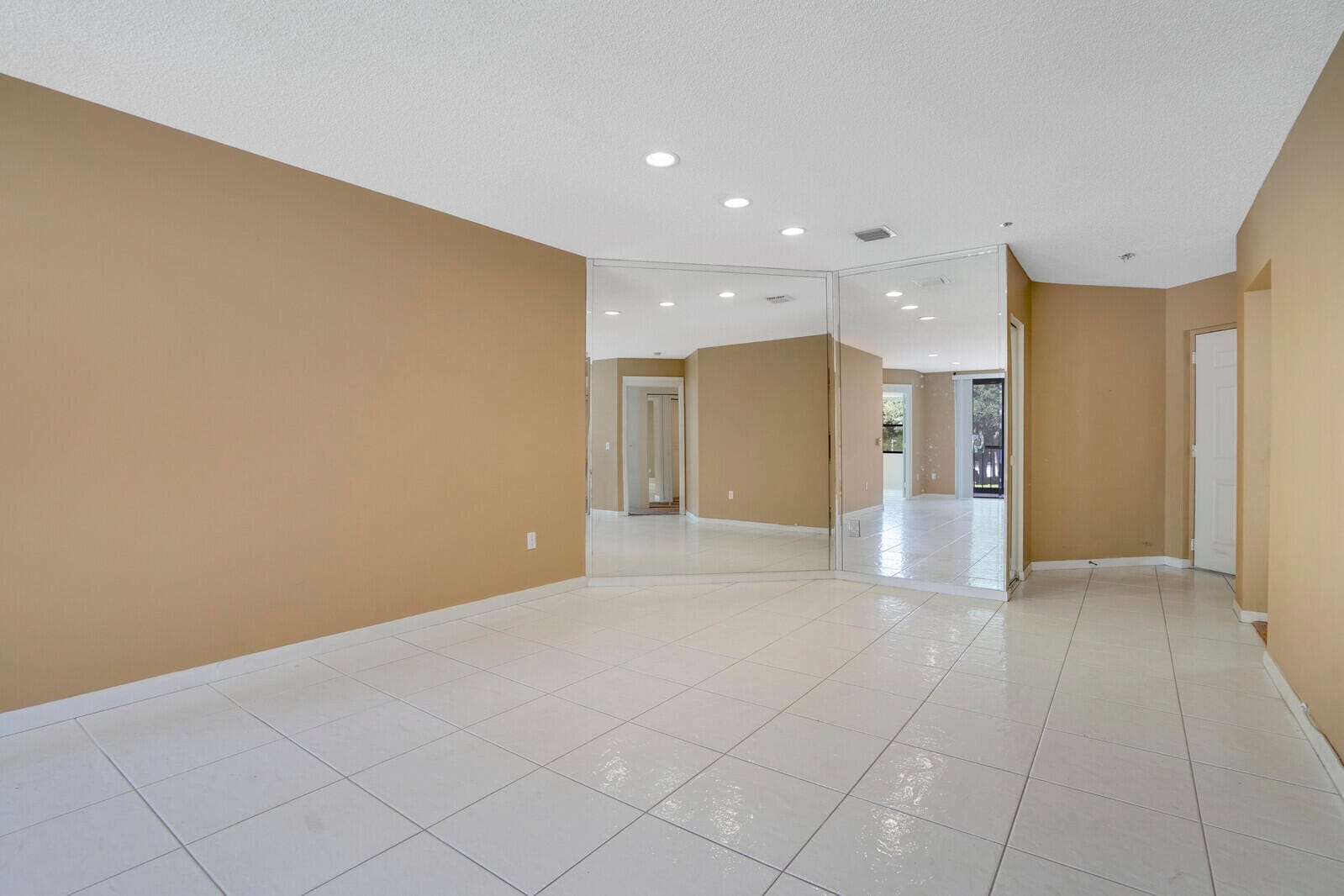 5155 Europa Drive I — photo 9