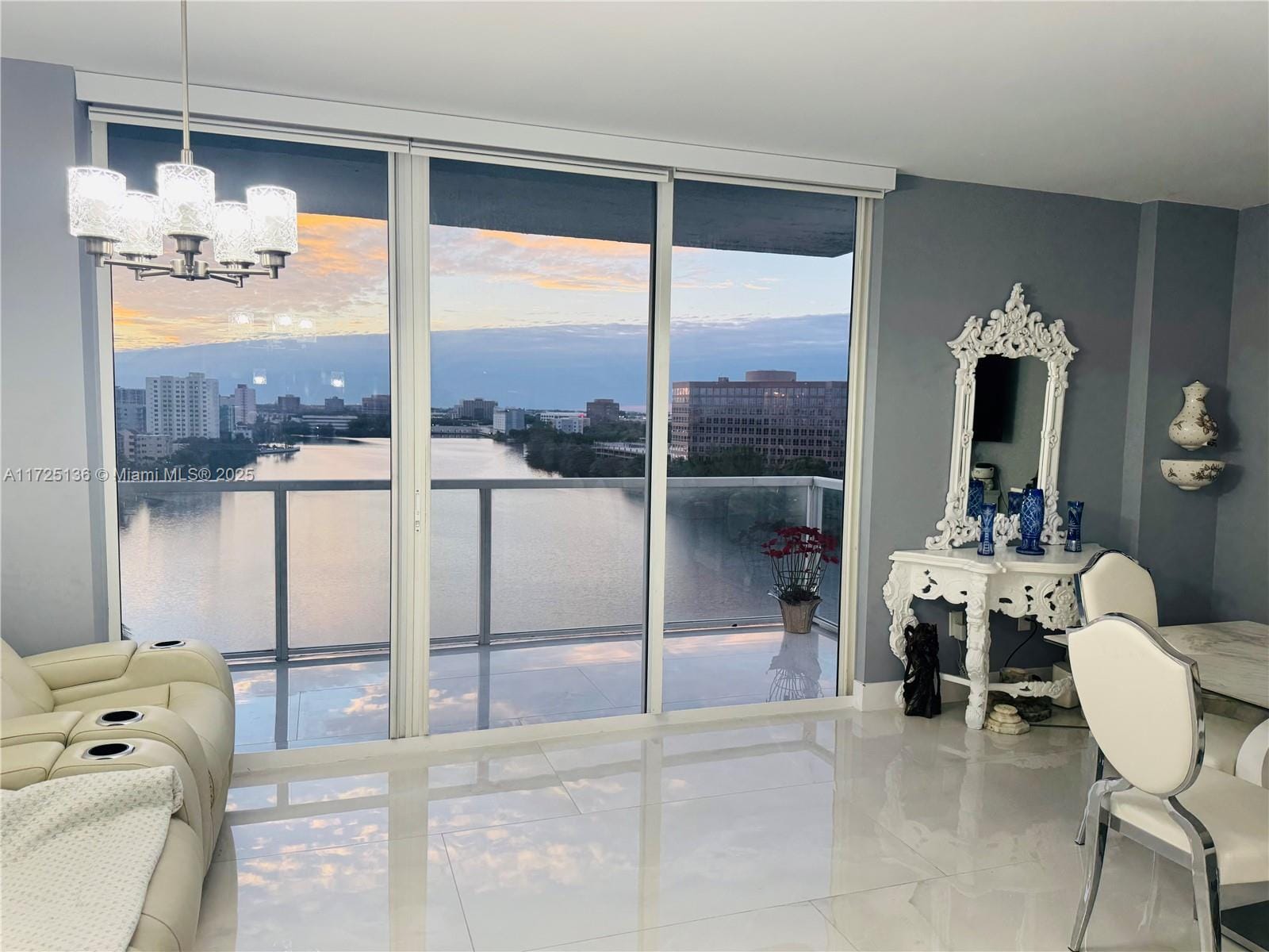 5085 NW 7th Street 1101, Miami, FL 33126 photo 4