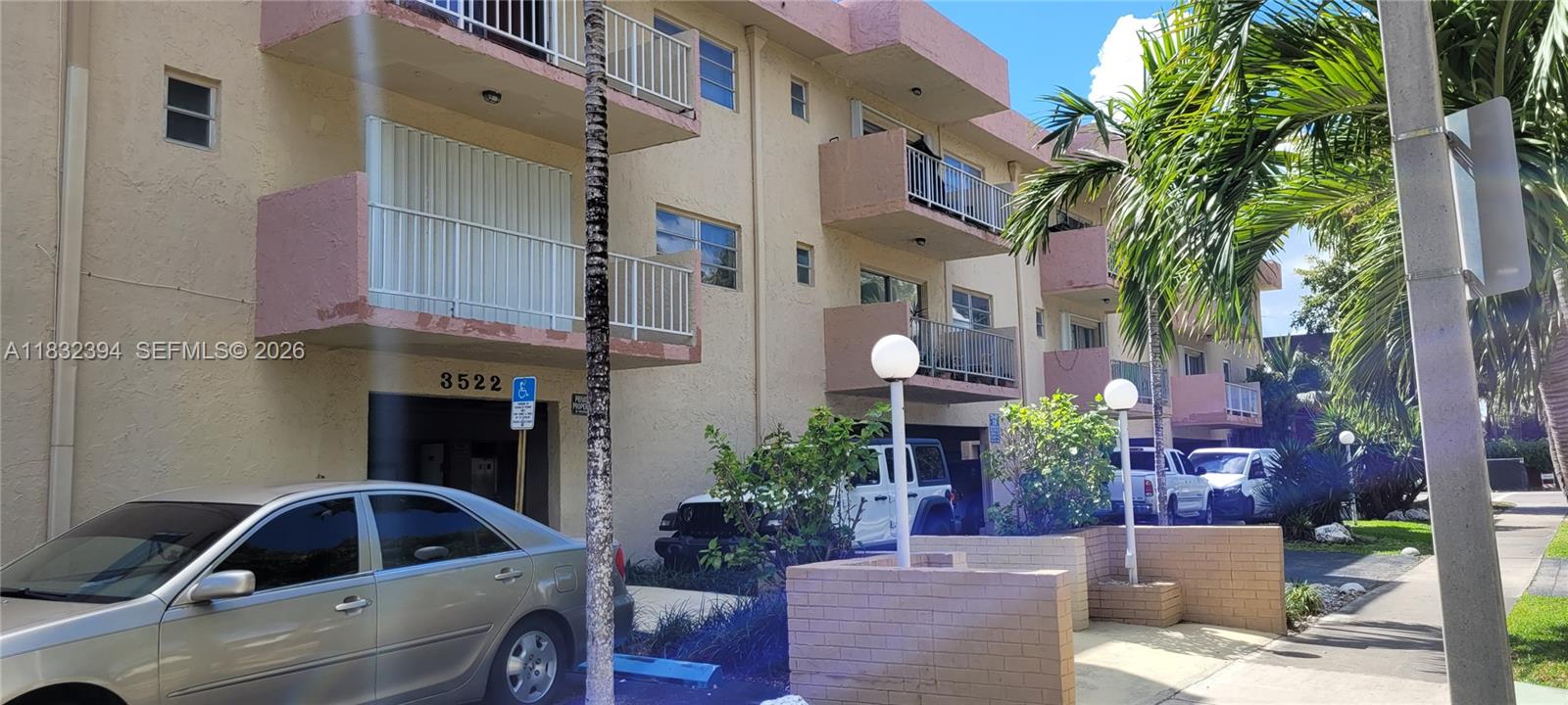 3522 NE 171st Street 104, North Miami Beach, FL 33160, North Miami Beach