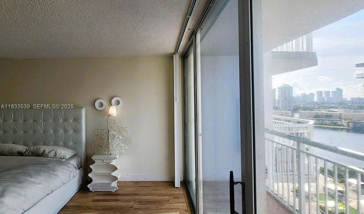18051 Biscayne Boulevard 1705, Aventura, FL 33160 photo 20