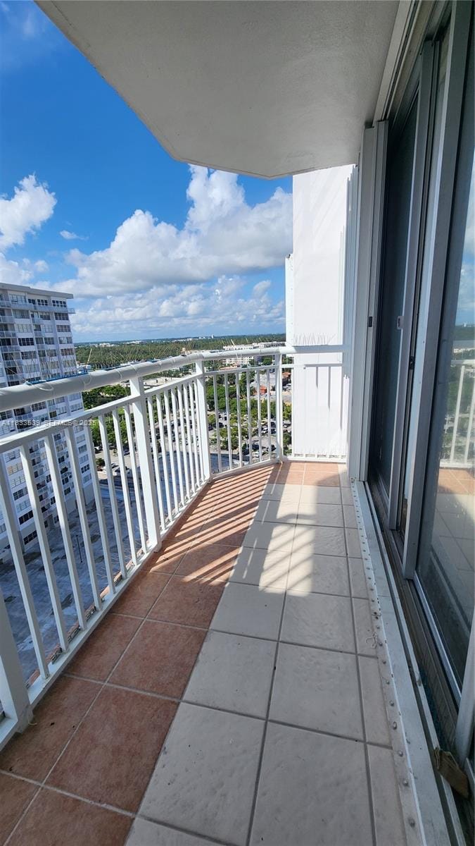 18051 Biscayne Boulevard 1705, Aventura, FL 33160 photo 21