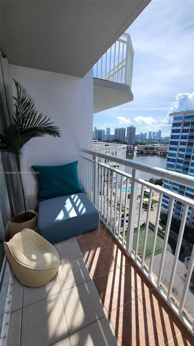 18051 Biscayne Boulevard 1705, Aventura, FL 33160 photo 22