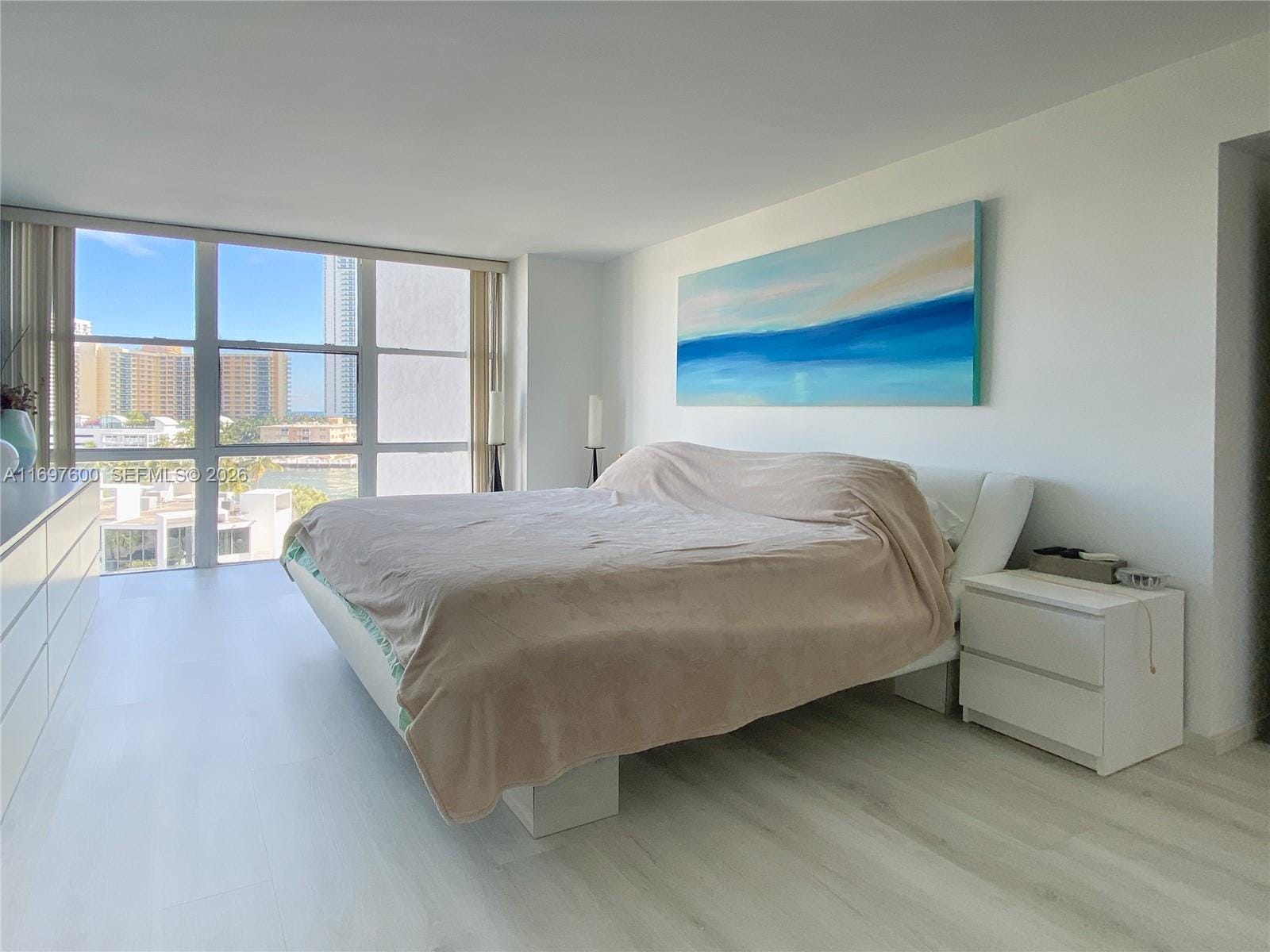 800 Parkview Drive 708 — photo 9