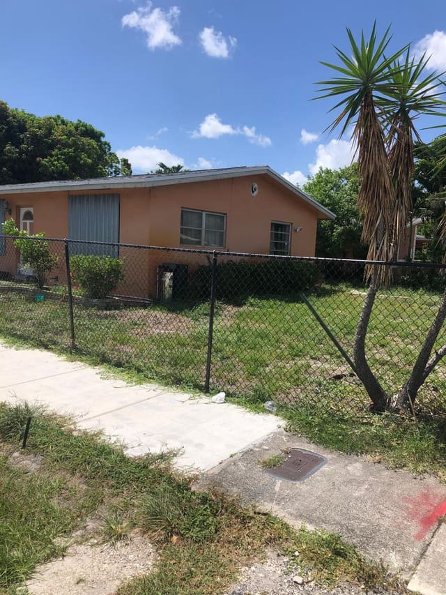 3061 NW 2nd Street, Fort Lauderdale, FL 33311