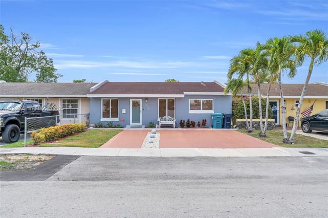 12733 SW 54th Street, Miami, FL 33175