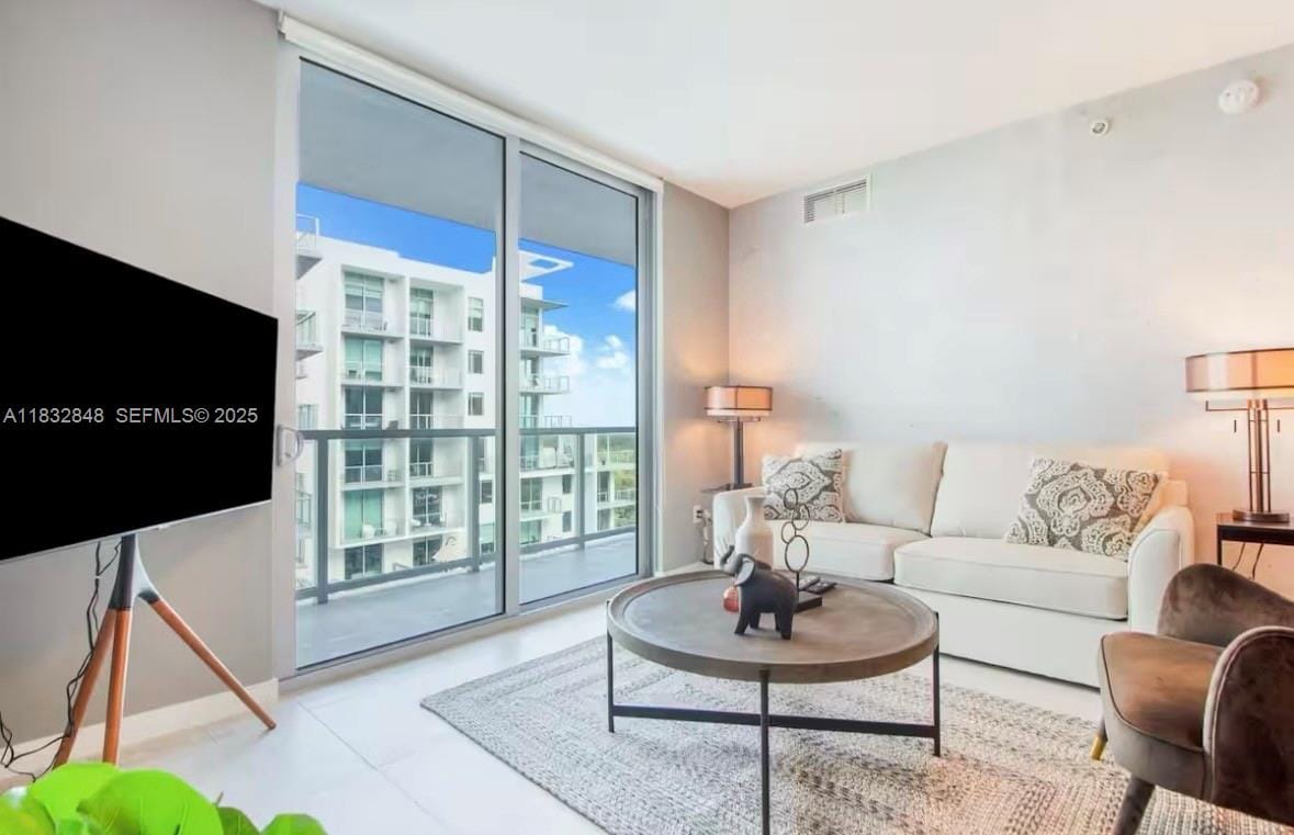 3900 Biscayne Boulevard S-1020, Miami, FL 33137 photo 2