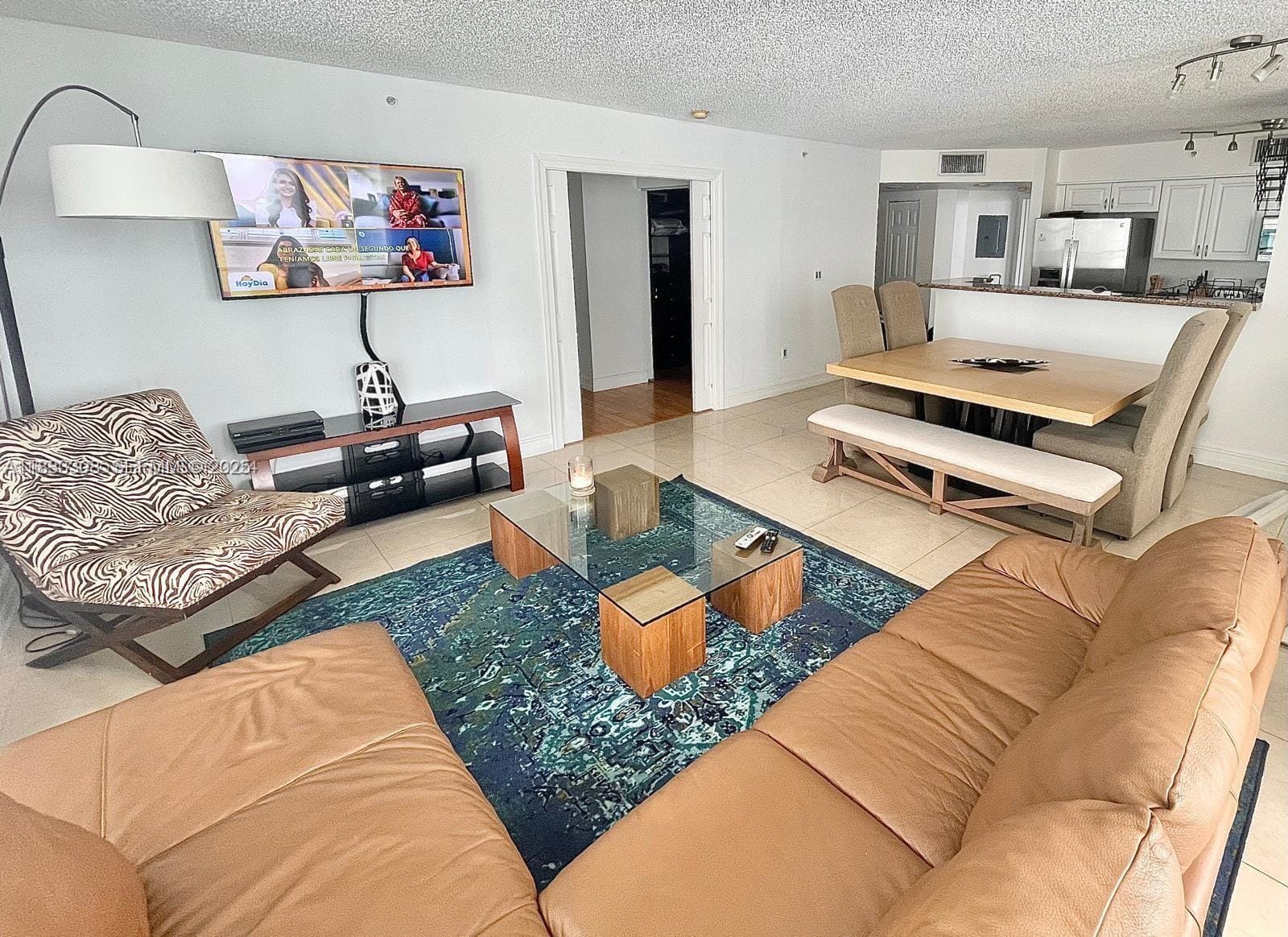 1155 Brickell Bay Drive 1401 — photo 2