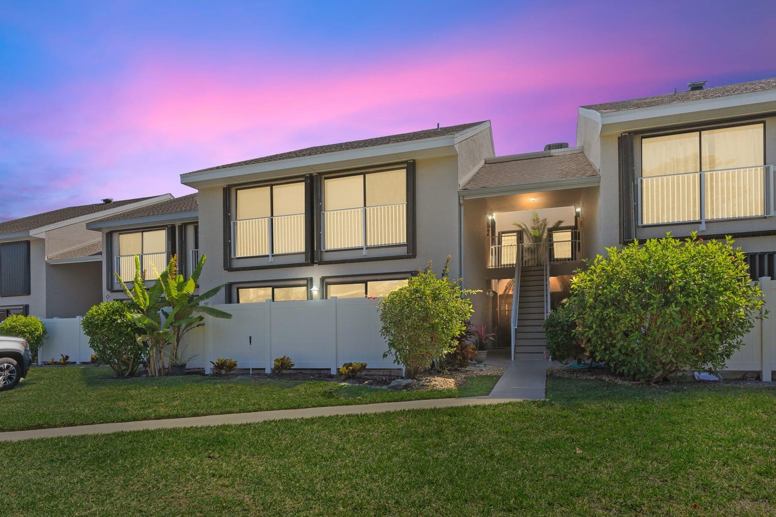 3212 S Lakeview Circle 10205 — photo 10