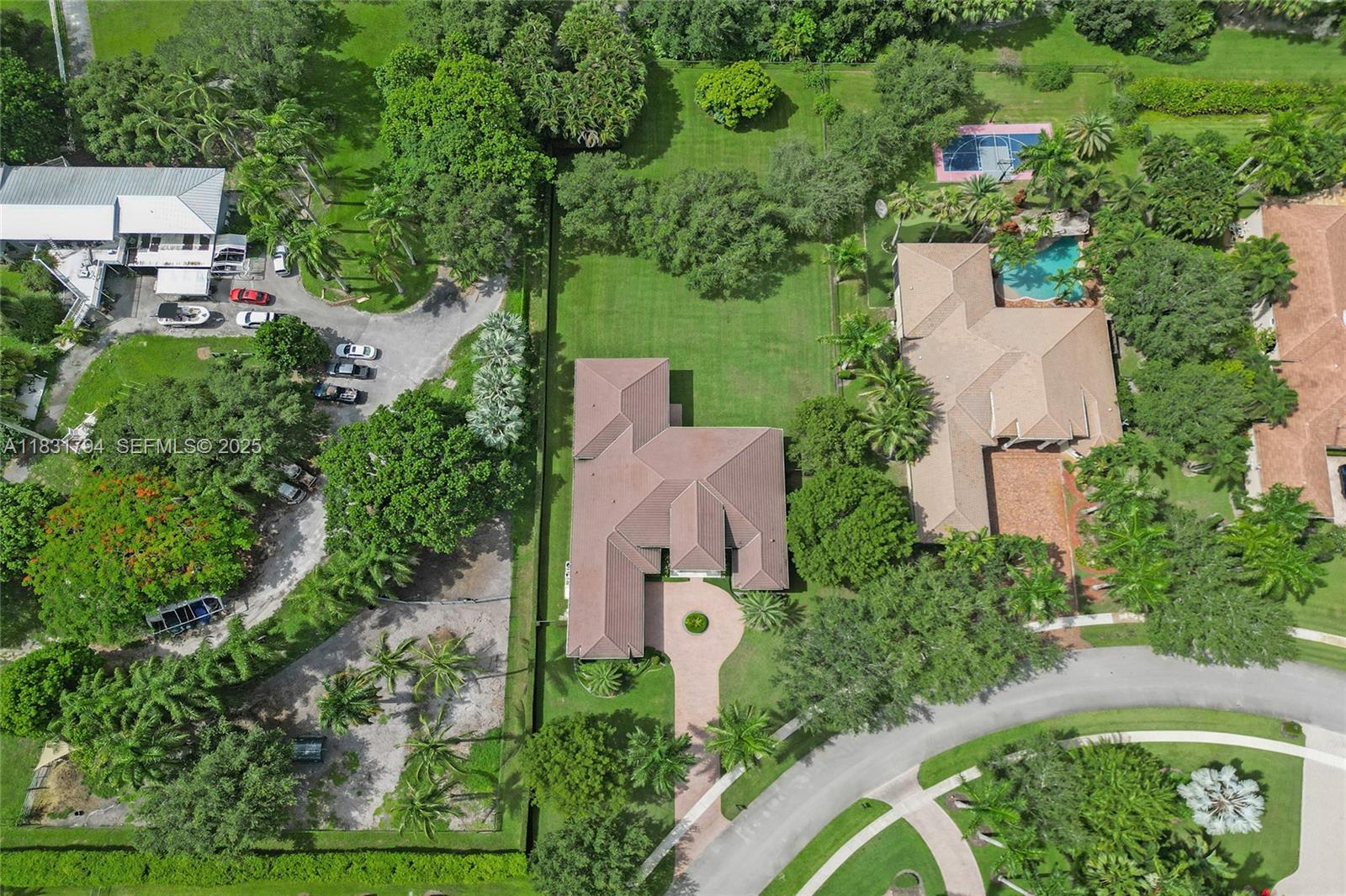 11056 Blackhawk Boulevard — photo 5