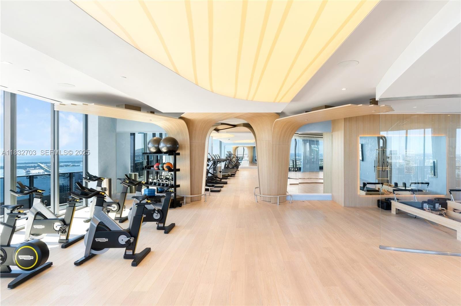 1000 Brickell Plaza 3703, Miami, FL 33131 photo 4