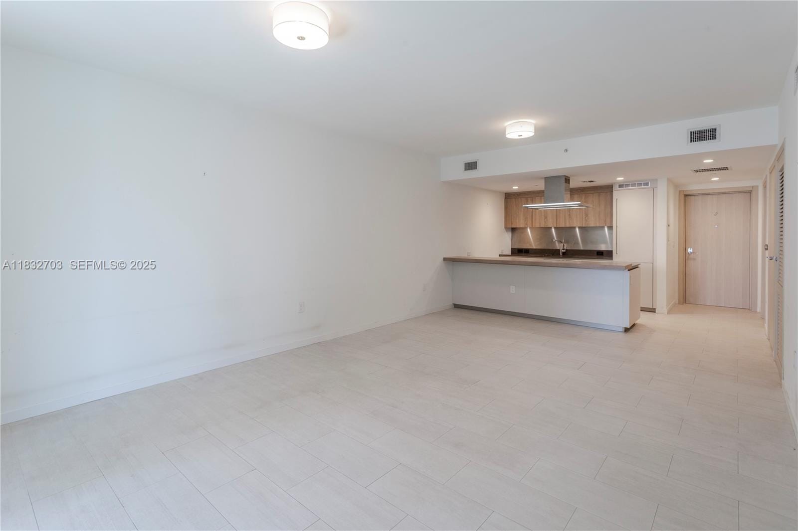 1000 Brickell Plaza 3703, Miami, FL 33131 photo 10