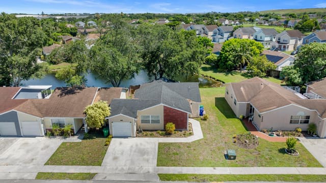 9890 W Heather Lane, Miramar, FL 33025