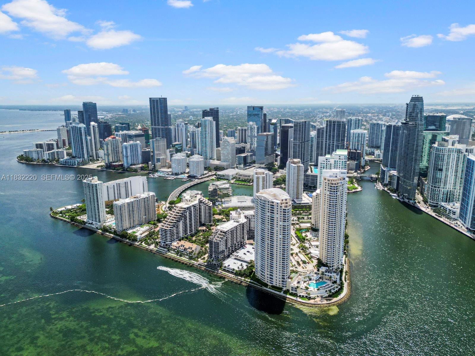 808 Brickell Key Drive 3208, Miami, FL 33131 photo 2