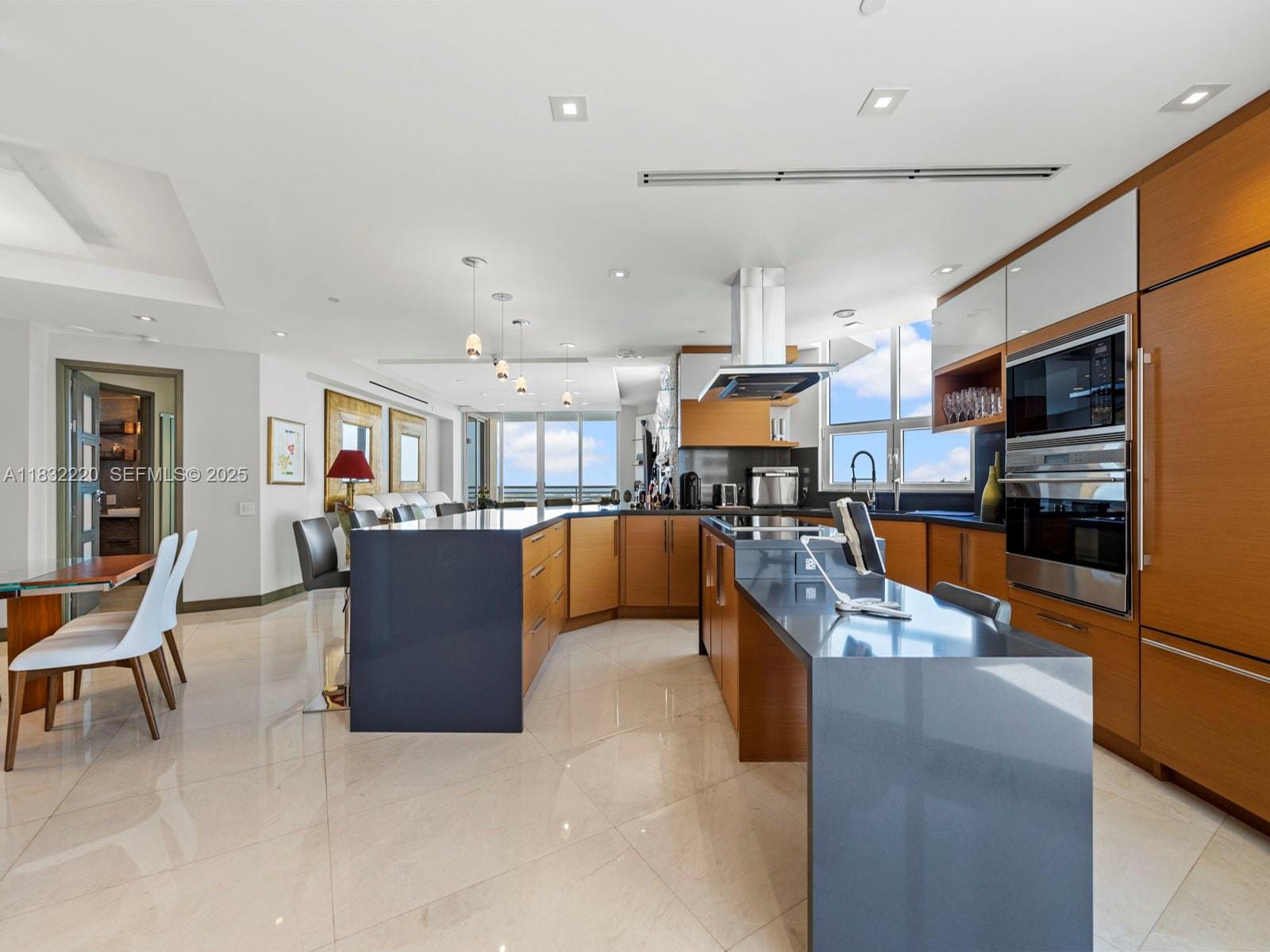 808 Brickell Key Drive 3208, Miami, FL 33131 photo 17
