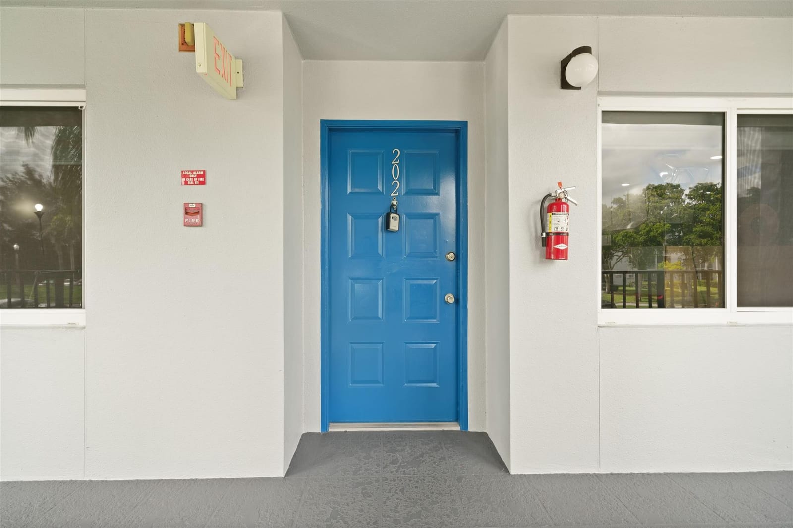 800 SW 125th Way 202 — photo 8