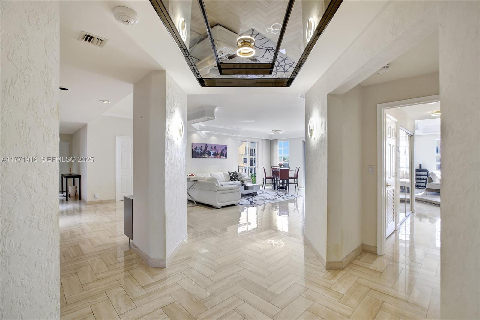 3900 Island Boulevard B402 — photo 10