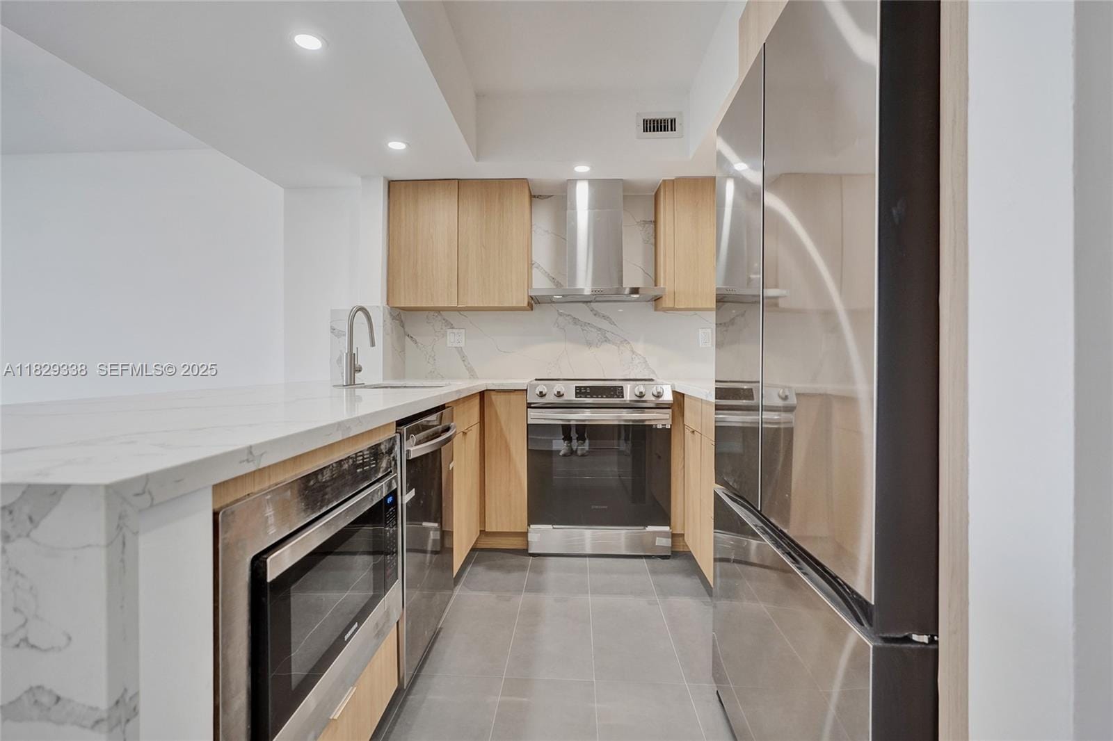5600 Collins Avenue 10L, Miami Beach, FL 33140 photo 17