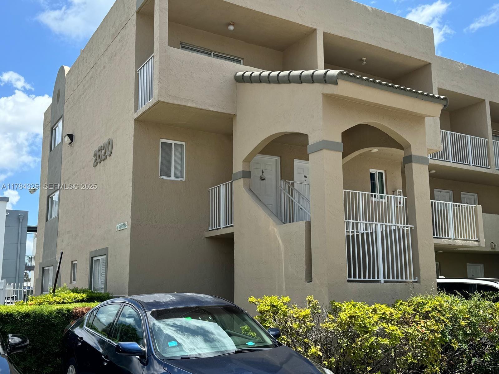 2620 W 76th Street 201, Hialeah, FL 33016